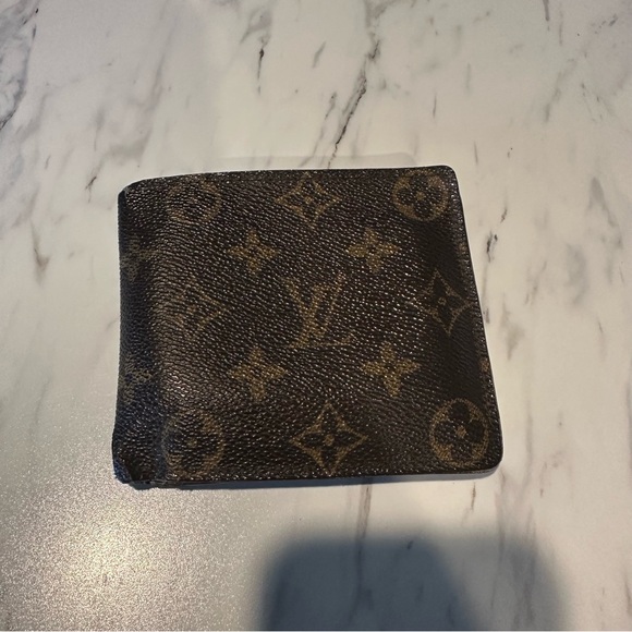 Louis Vuitton | Vintage Monogram Coated Leather Monochrome Billfold Wallet - Picture 1 of 13